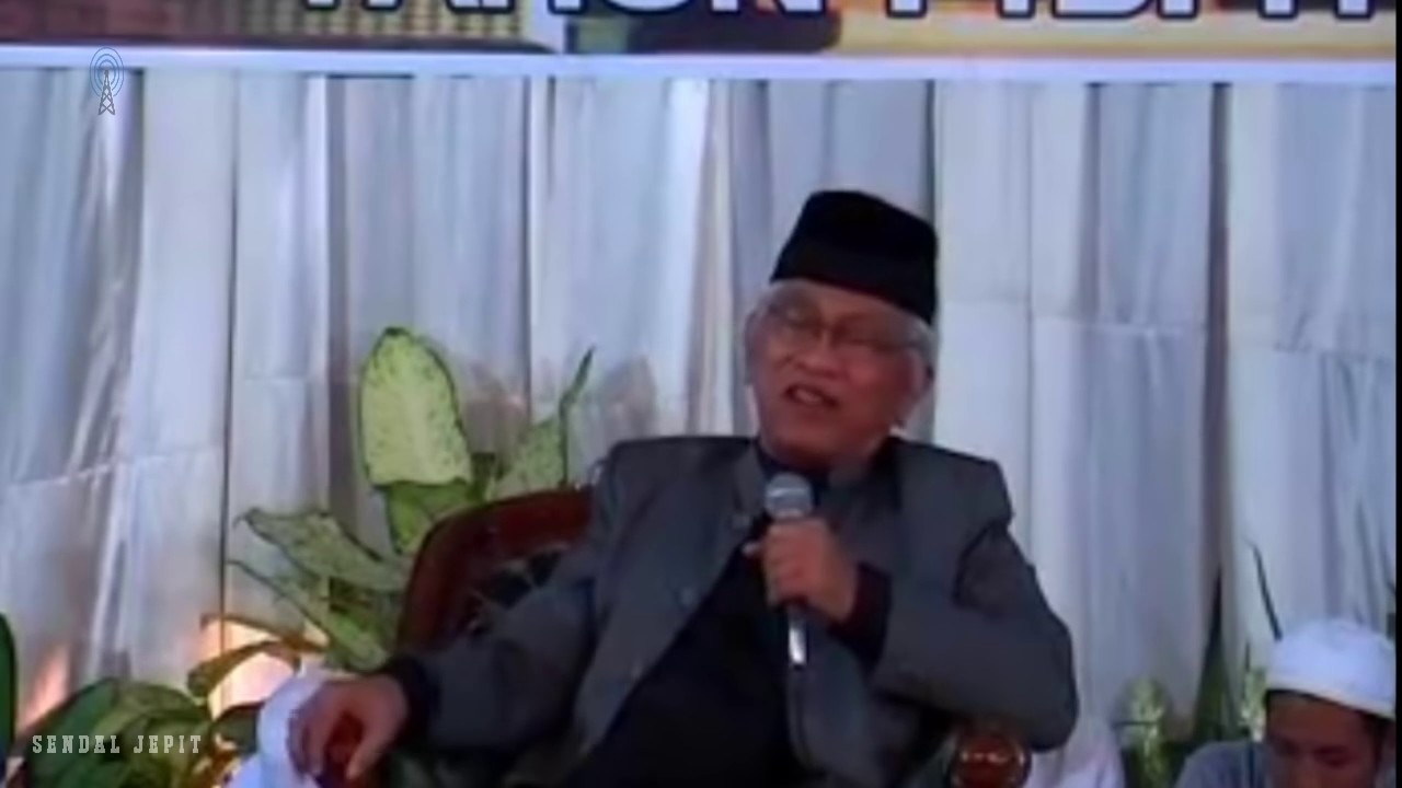 GUS MUS - ENAK NGUMPUL KARO WONG TUO