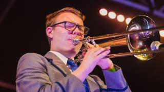 Big Band 1 (feat. Luke Thompson) — Here Comes The Big Parade
