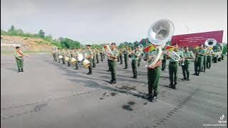 Medan Sri - Latihan Perbarisan Penghargaan Pegawai Kanan TDM - Pancaragam Pusat Kor Armor Diraja