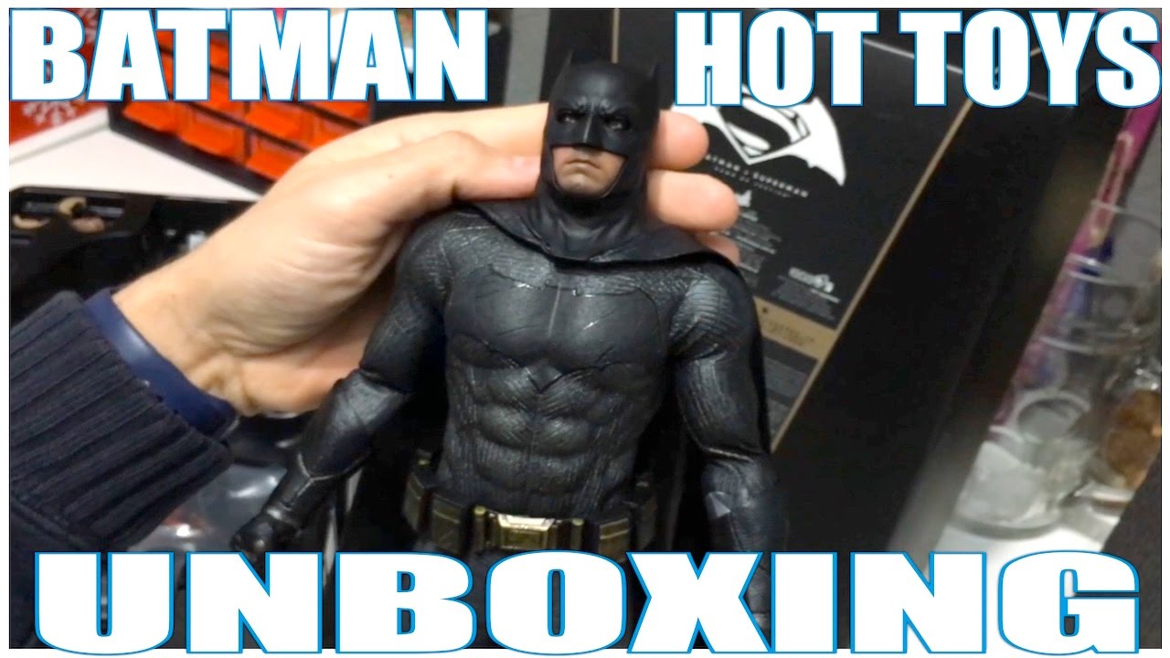 UNBOXING BATMAN HOT TOYS - BATMAN V SUPERMAN