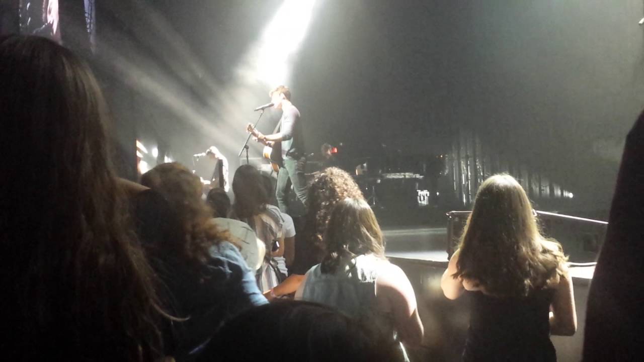 Shawn Mendes I Don't Even Know Your Name LIVE The Rosemont YouTube