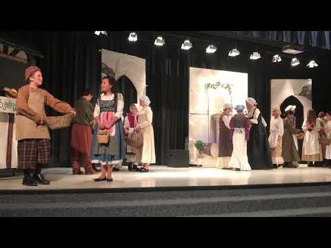 Wareham Middle School Drama Club’s 'Beauty and the Beast'