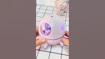 Spaceship Astronaut mini humidifer aroma diffuser with colorful light , the best choice of the gift