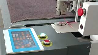 CNC knife cutting machine with auto tool setting