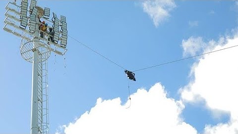 Azam complex Wafungwa Taa za Kisasa za LED na Mabango ya Umeme