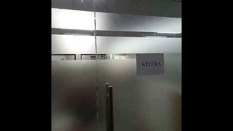 lắp khóa cửa vân tay cho cửa kính văn phòng