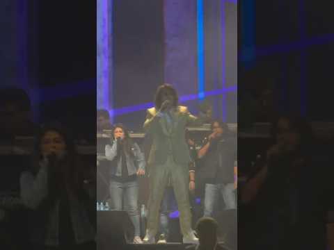 Sonu Nigam |
