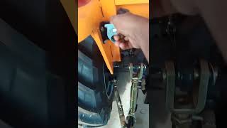 Trator Budny 3040S Compacto