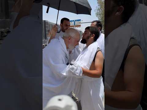 لحظة وصول د عمر إلى عرفة