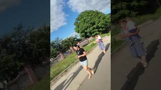 В сёлах по всей Украине начали устанавливать блокпосты, чтобы не дать мужикам сбежать.