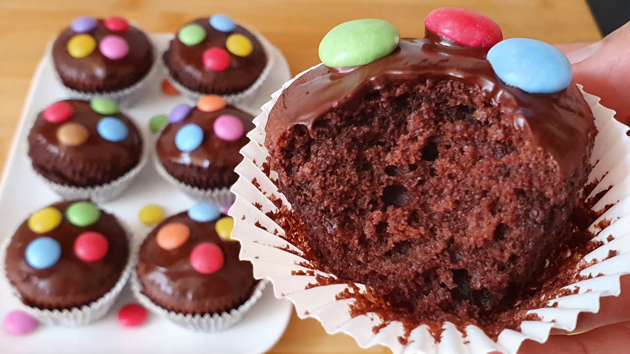 Smarties Muffins - Mein neues Lieblings Muffin Rezept - YouTube