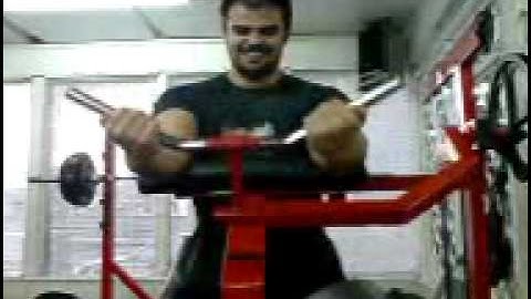 50/40/30 kg drop set on the preacher curl machine