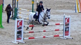 ■ 17/12/2017 - Concours au Pôle Européen du Cheval du Mans - As Poney 2 D - CSO - Clara Maitre