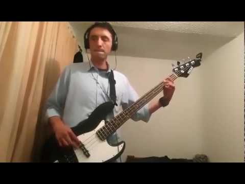 Naruto Shippuden ED 36 "Son'na Kimi, Kon'na Boku" (Bass cover)