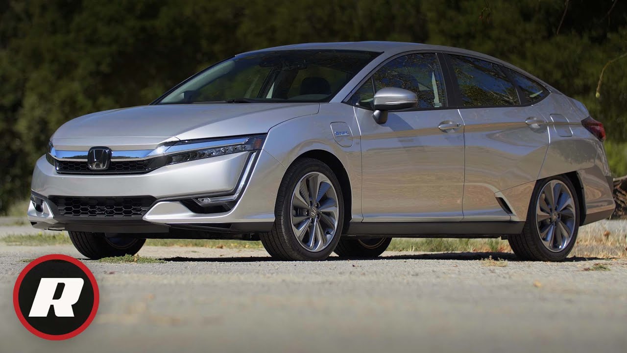 19 Honda Clarity Plug In Hybrid Is An Efficient Flexible Choice Youtube