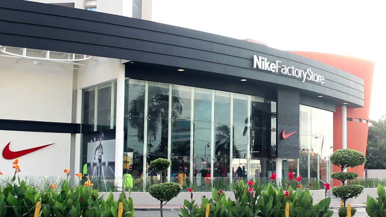 NIKE FACTORY STORE - YouTube