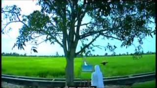 Video thumbnail of "Nur kasih(tiz zaqyah feat. yassin).flv"