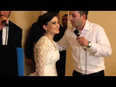 ქორწილში სიძემ პატარძალს სიურპრიზი გაუკეთა და უმღერა