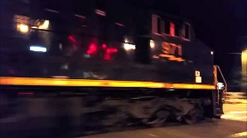 [CSX] 971 ES44AC Leads Q743-21 In Notch 8 Through Fayetteville NC