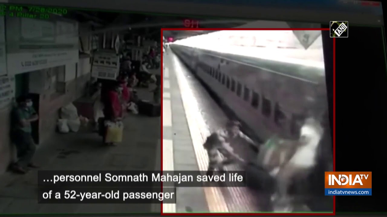 Watch: Security personnel miraculously save life of passenger at Kalyan Railway Station