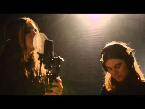 Tracy Irve - Retrograde cover (live)