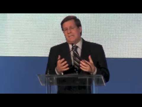 Toyota CEO Jim Lentz addresses the 2014 SAA Automotive Outlook