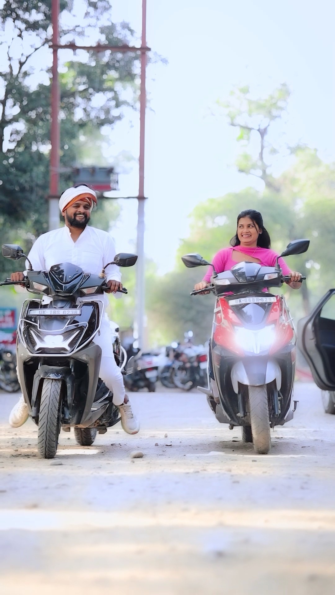 Baap Ek No 1 Beti No 2 nikali