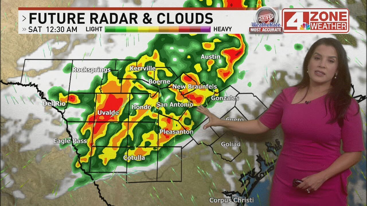 Showers roll in Friday night for a stormy start to the weekend - YouTube