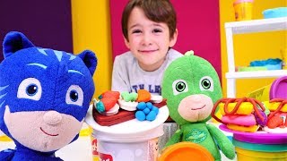 Pijamaskeliler Ile Play-Doh Oyunu. Baykuş Kız İçin Pasta
