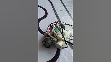 หุ่นยนต์เดินตามเส้น