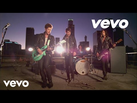 Hot Chelle Rae - Tonight Tonight