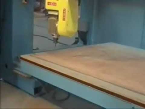 Multiax CNC Milling machine nesting marine plywood - YouTube