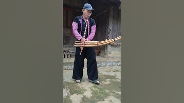 Múa khèn ng Mông Tây Bắc