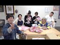 ピンクパンパンのクソデカ段ボールが届きました