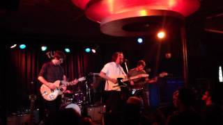 The Soft Pack - Beside Myself (Live @ The Turf Club)