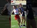 TOUCHDOWN! 🏈 Julie Tumpachová našla přesnou přihrávkou Anetu Rotykovou