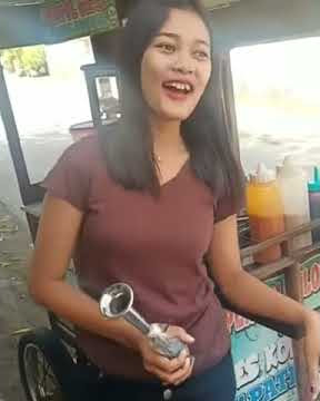 Video lucu penjual pentol wayae