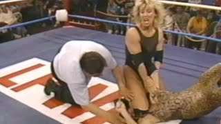 1990 - Susan Sexton Vs Miss Linda | Women's Wrestling | Old School Wrestling