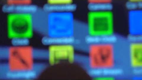 Snout: One Handed use of Capacitive Touch Devices