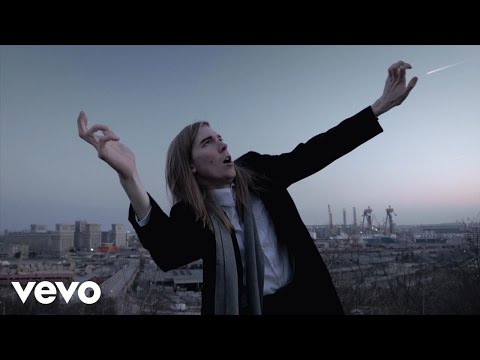 Alex Cameron - Mongrel (Official Video)