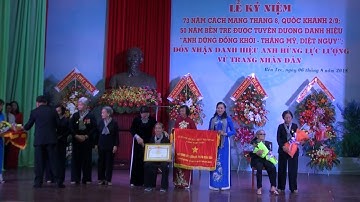 Đội quân tóc dài Bến Tre đón nhận danh hiệu Anh hùng Lực lượng vũ trang nhân dân