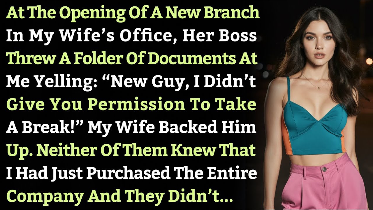 На открытии нового филиала в офисе моей жены ее начальник швырнул в меня папкой документов…