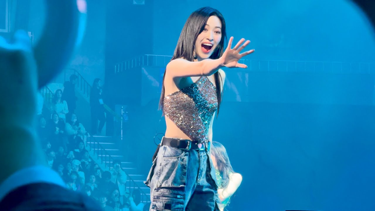 240225 ITZY - Psychic Lover / Don't Give a What / LOCO live @ Jamsil Arena, Seoul 4K Fancam