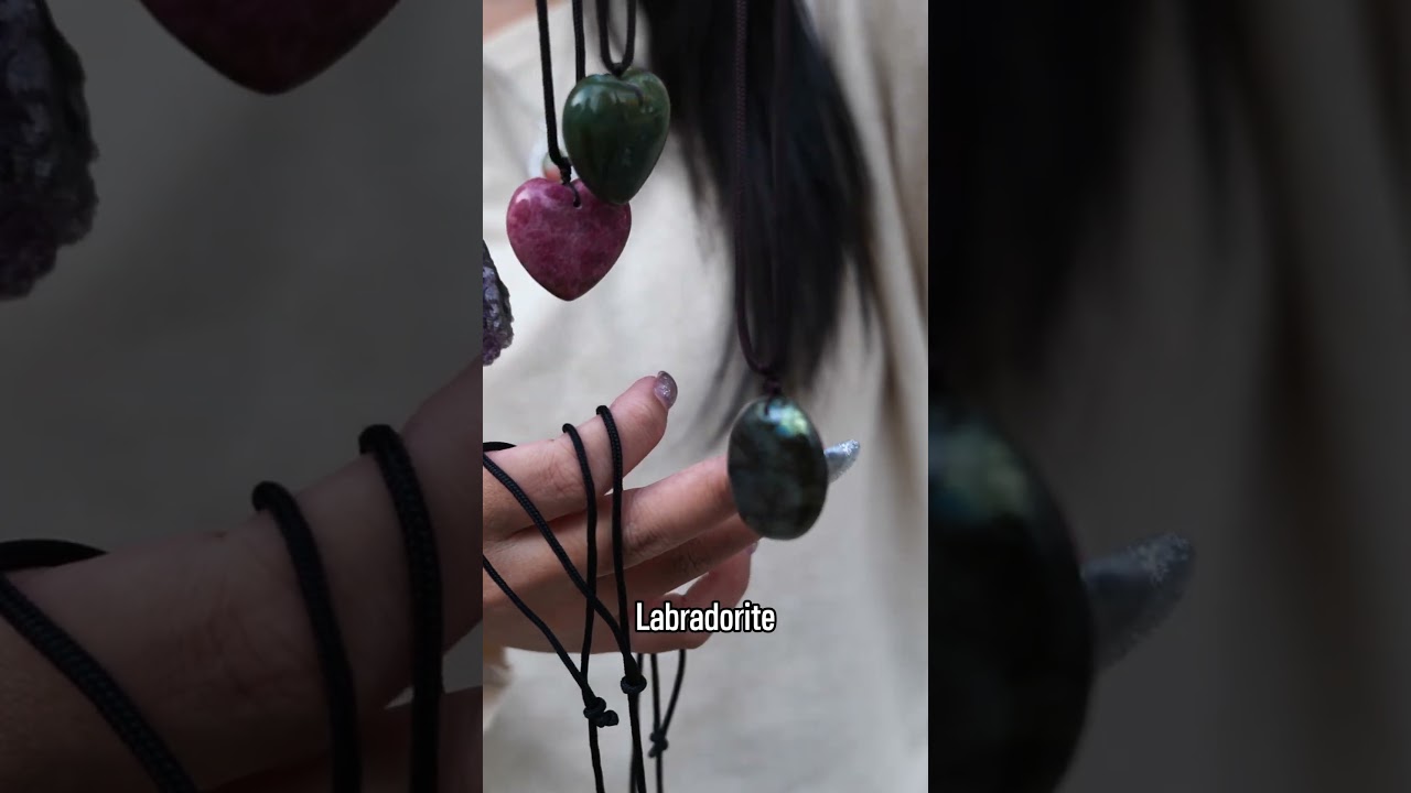 CRYSTAL PENDENT NECKLACE COFETTI  & HEALING CRYSTAL GEMS COLLECTION 