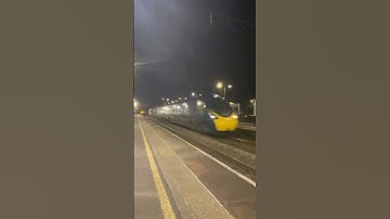 Pendolino passing Acton Bridge #trainvideos #trainspotting #railway #trainsatspeed #class390 #trains