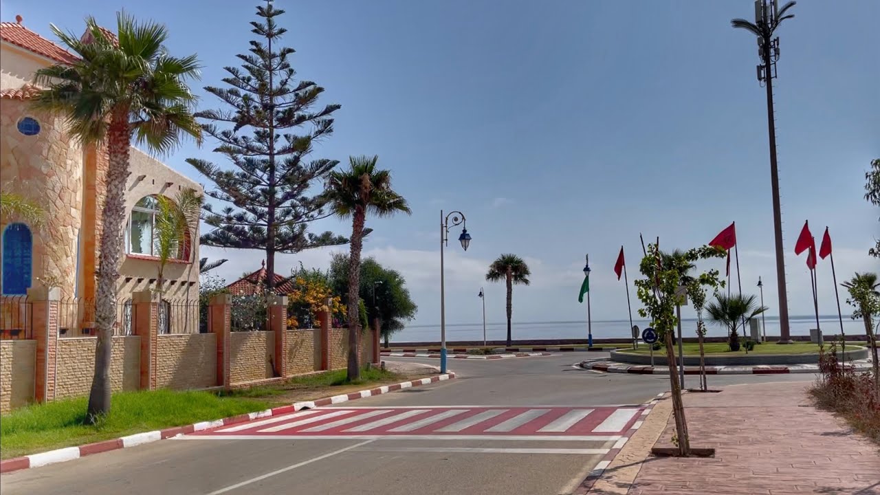 جولة في مدينة واد لاو.. شاهد سحر وجمال هذه المدينة الساحلية 😍🏖️🌊