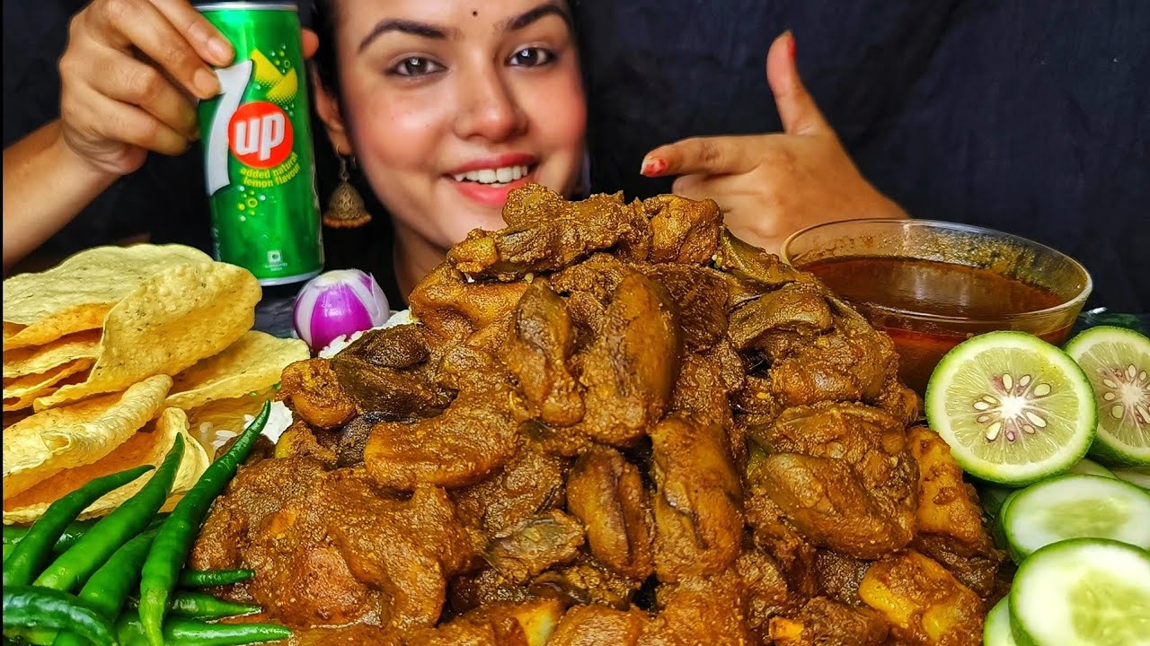 Eating chicken liver with gizzard, Extra gravy, papad, rice and salad, Bigbiets Eating Show
