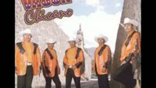 Video voorbeeld van "Vagon Chicano - Yo Si Me Enamore"