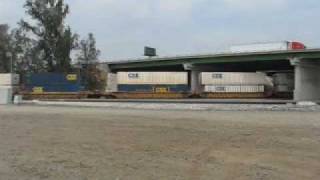 EB UPRR Stack Train @ Colton CA.wmv