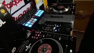 Numark V7 subida 90s